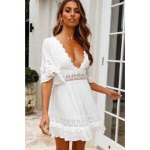 Selfie Leslie Kauai Crochet Lace Trim V-Neck White Dress Size L